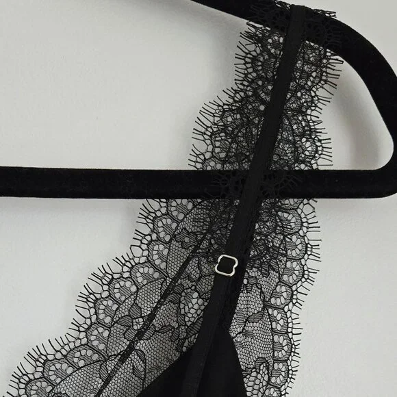 EXPRESS Satin Lace Downtown Cami XL - Picture 3 of 5